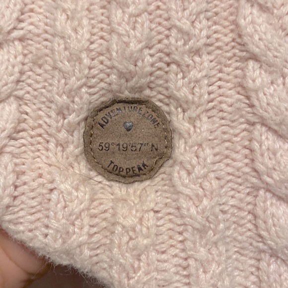 Girl’s Size 8-12 Pale Pink H&M Cable Hat with Pompom & Fleece Lining - Picture 2 of 5